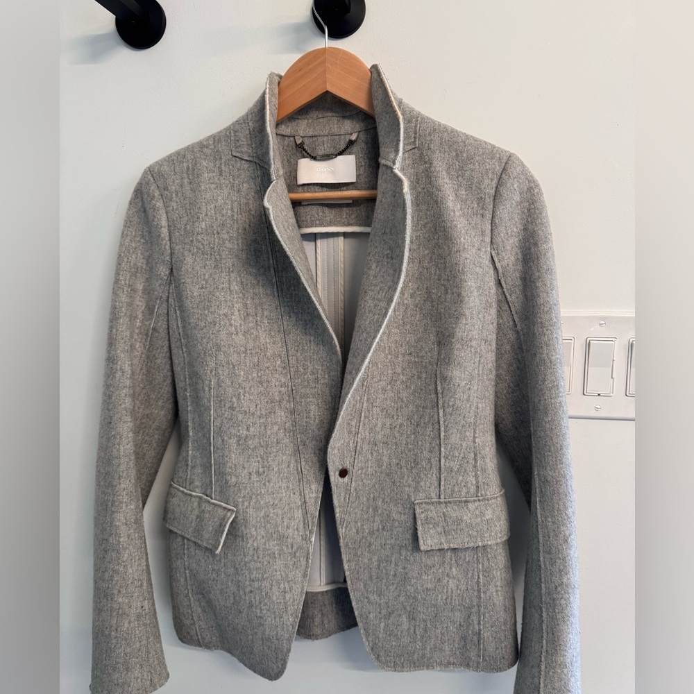 Hugo Boss structured blazer